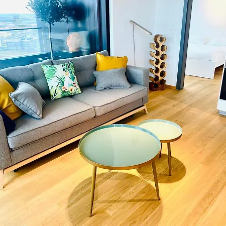 Luxury 1 Bedroom In Heart Of Cloche D'or, Spa, Gym, Terrace & Parking-23 Apartment *
